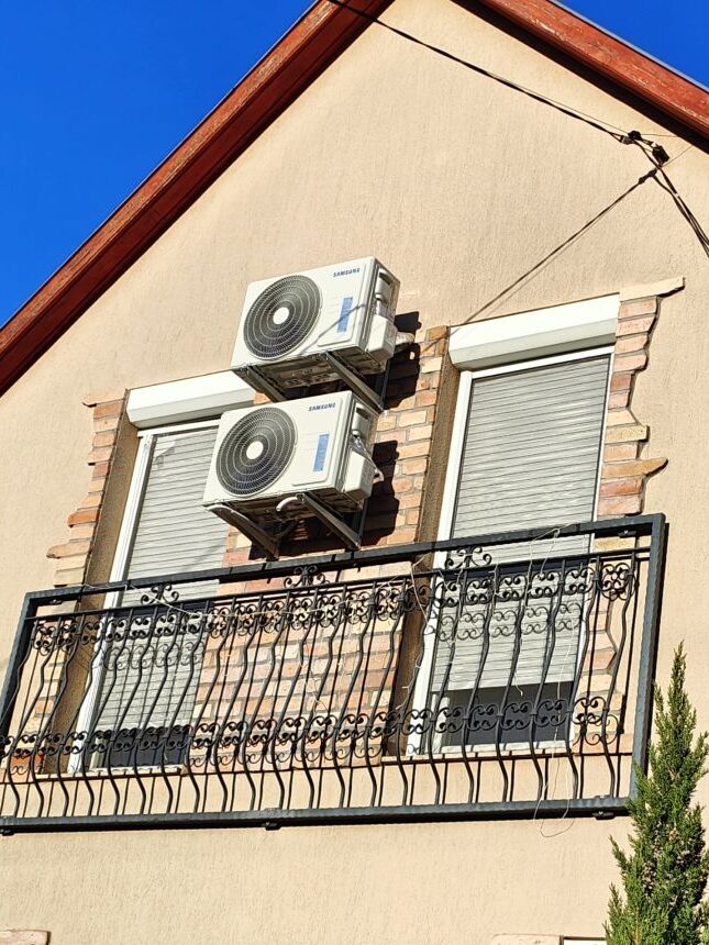 Két Samsung kültéri egység telepítése Sárbogárdon.